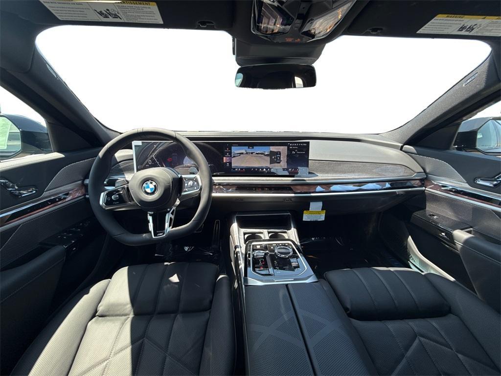 new 2025 BMW 760 car, priced at $134,925