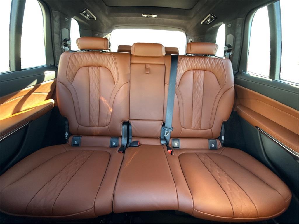 new 2026 BMW X7 car, priced at $123,475