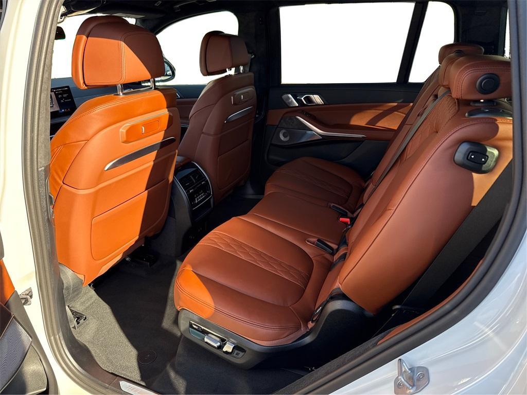 new 2026 BMW X7 car, priced at $123,475