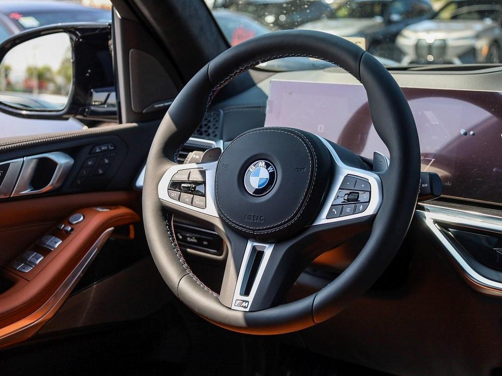 new 2025 BMW X7 car, priced at $118,770