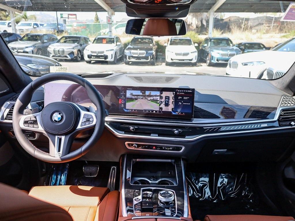 new 2025 BMW X7 car, priced at $118,770