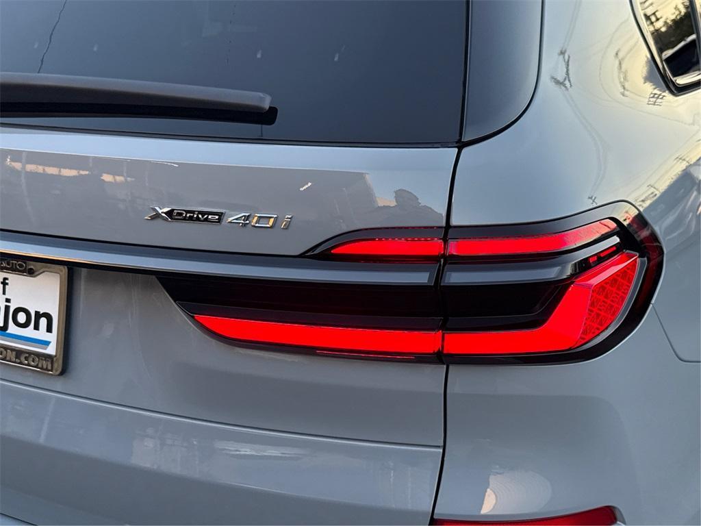 new 2026 BMW X7 car, priced at $101,015
