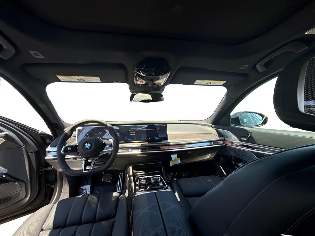 new 2025 BMW 760 car, priced at $154,555