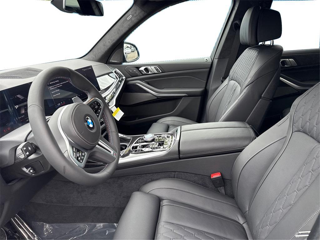 new 2026 BMW X7 car, priced at $119,075