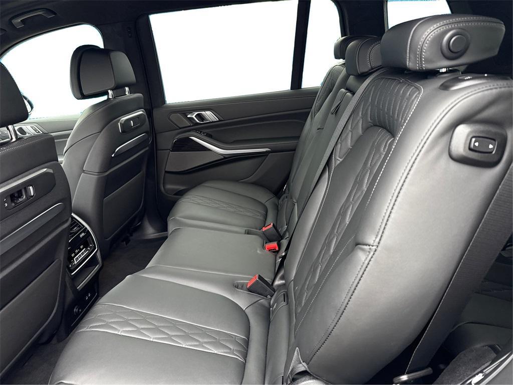 new 2026 BMW X7 car, priced at $119,075