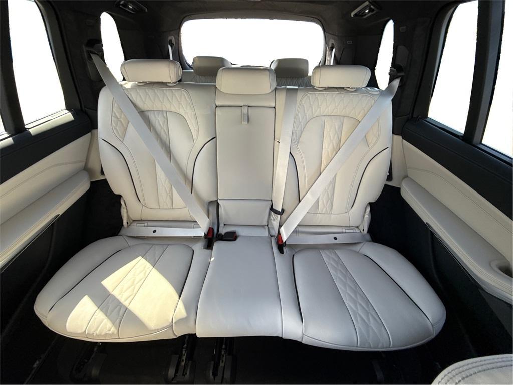 new 2026 BMW X7 car, priced at $121,575