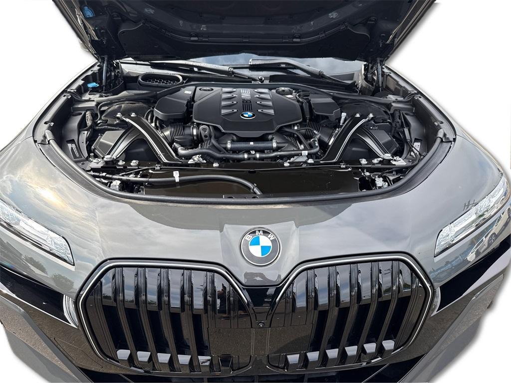new 2025 BMW 760 car, priced at $147,925