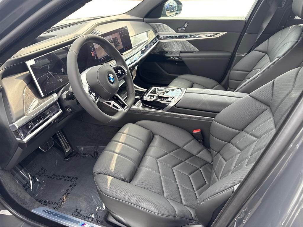new 2025 BMW 760 car, priced at $147,925