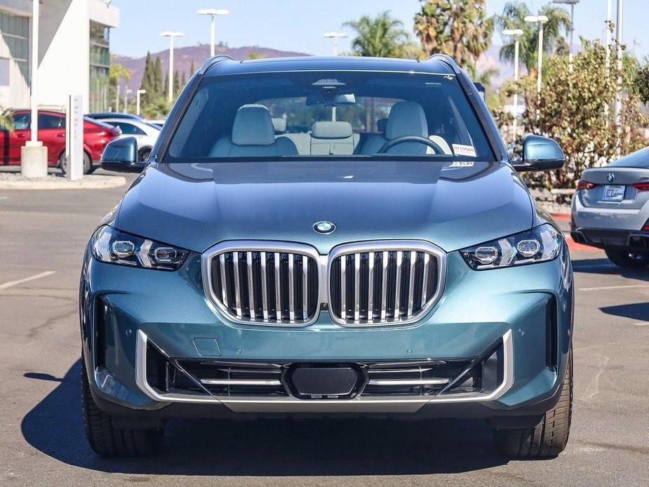 new 2025 BMW X5 car, priced at $73,275