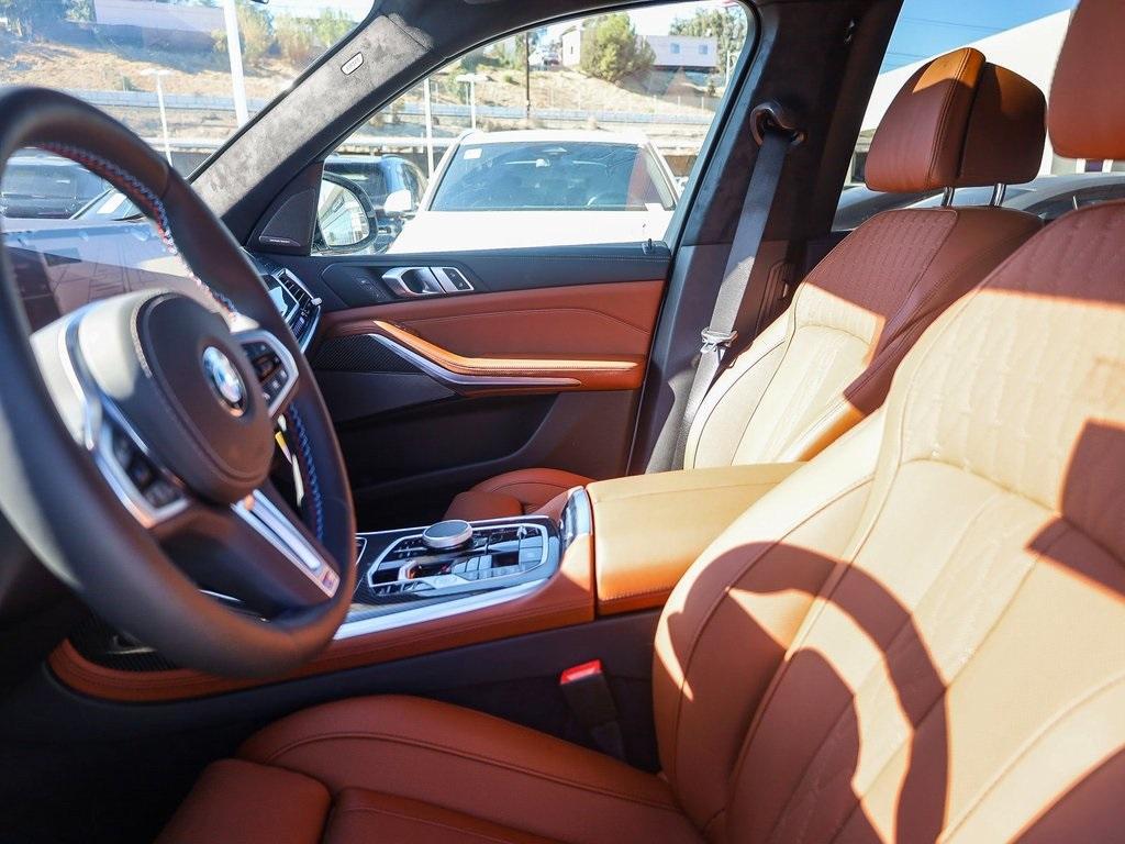 new 2025 BMW X7 car, priced at $114,875