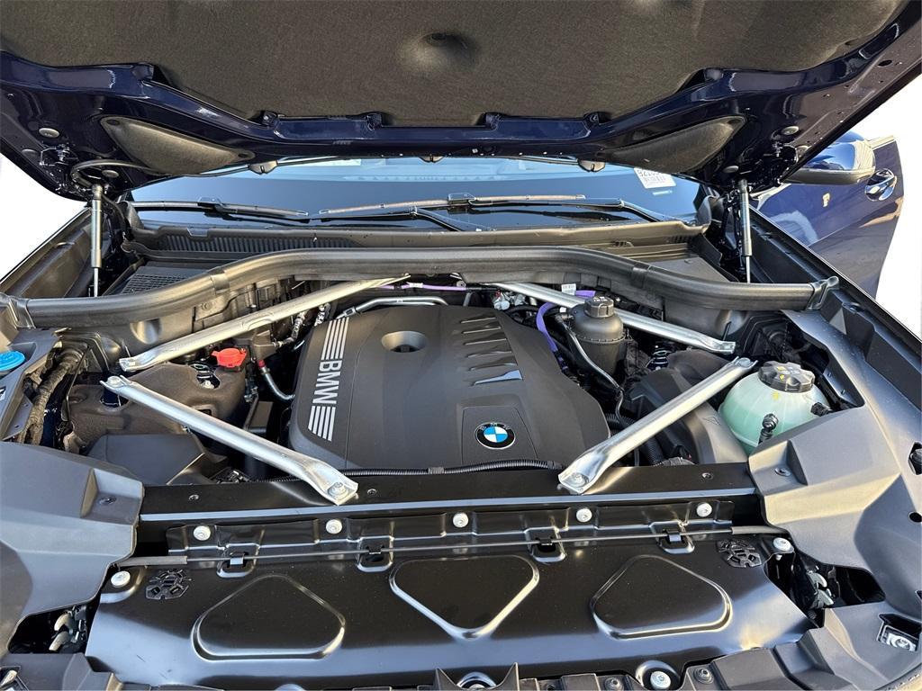 new 2026 BMW X7 car, priced at $99,115