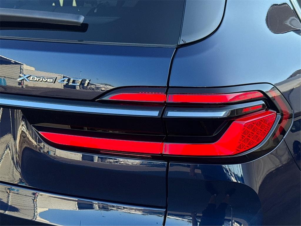 new 2026 BMW X7 car, priced at $99,115