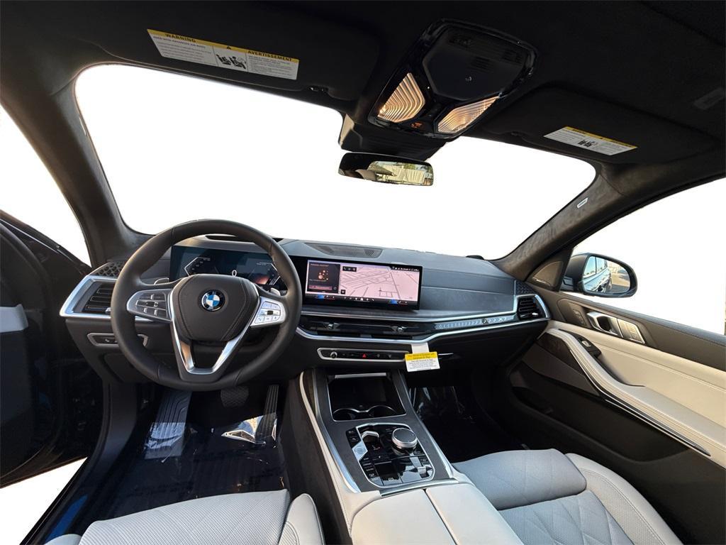 new 2026 BMW X7 car, priced at $99,115