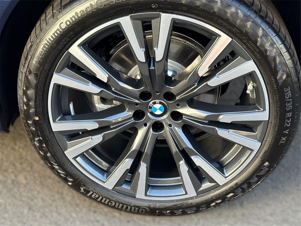 new 2026 BMW X7 car, priced at $99,115
