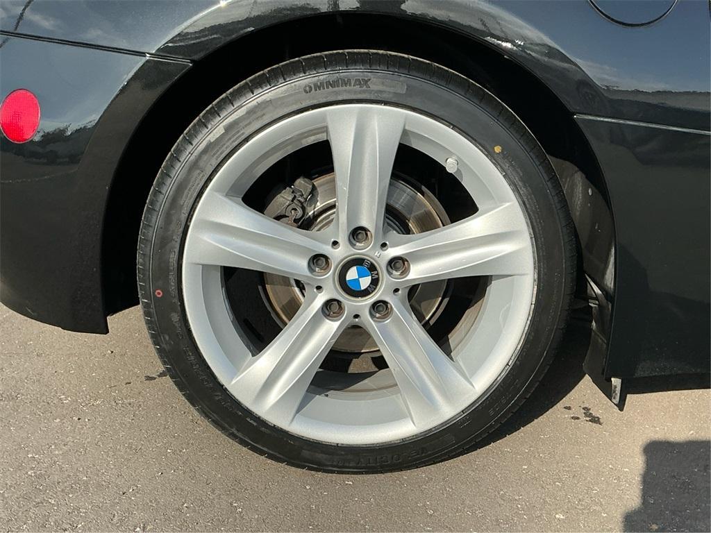 used 2007 BMW Z4 car, priced at $19,995