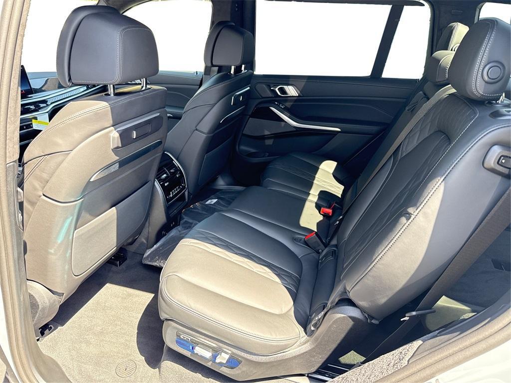 new 2025 BMW X7 car, priced at $123,480