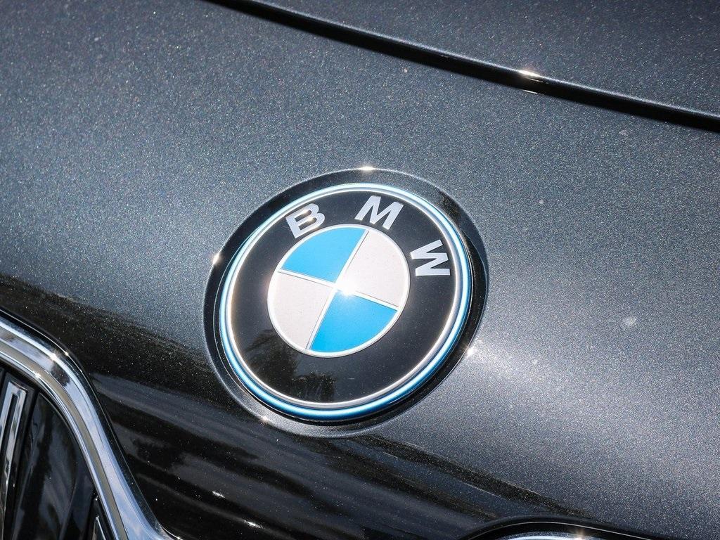 new 2025 BMW i7 car, priced at $142,075
