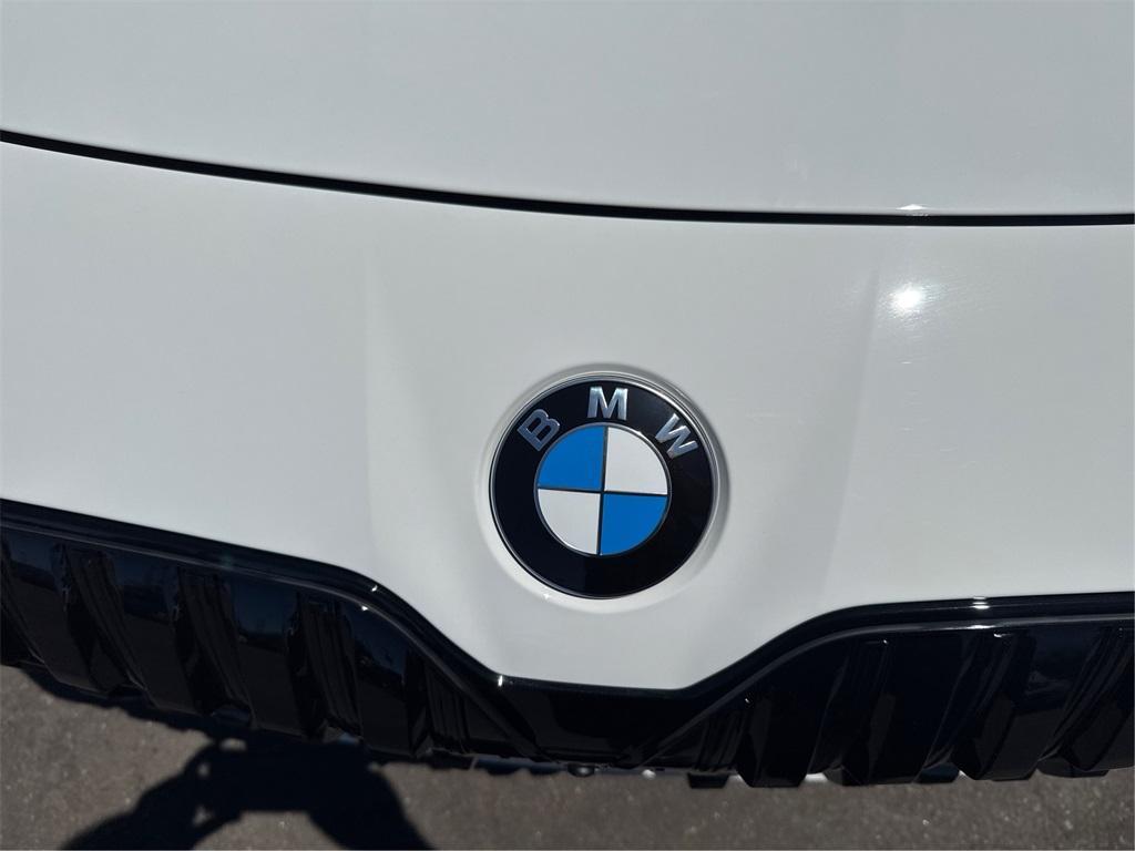 new 2025 BMW 760 car, priced at $129,625