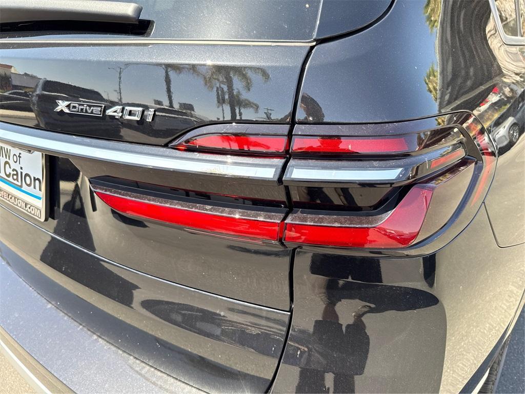 new 2025 BMW X7 car, priced at $90,250