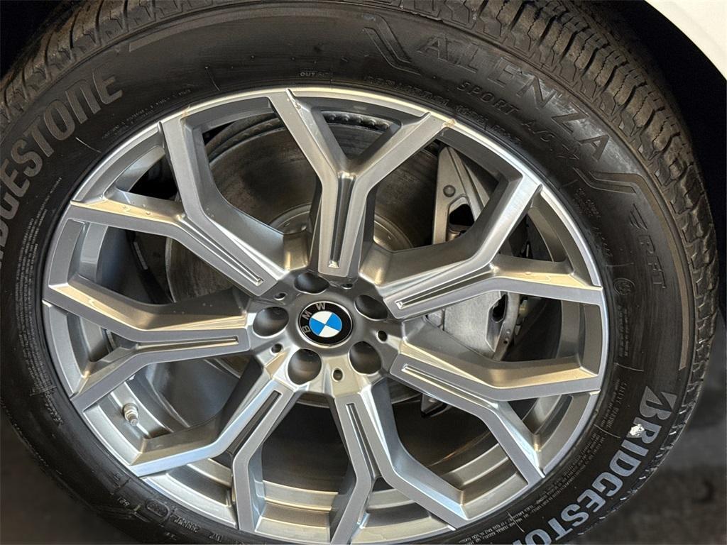 new 2026 BMW X7 car, priced at $91,515