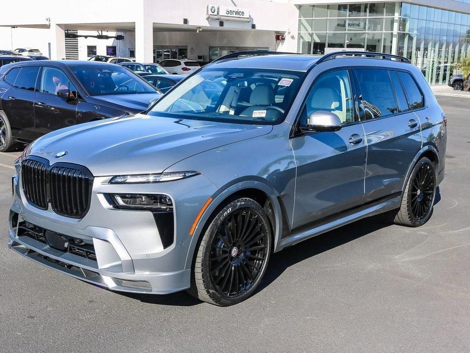 new 2025 BMW X7 car, priced at $159,145