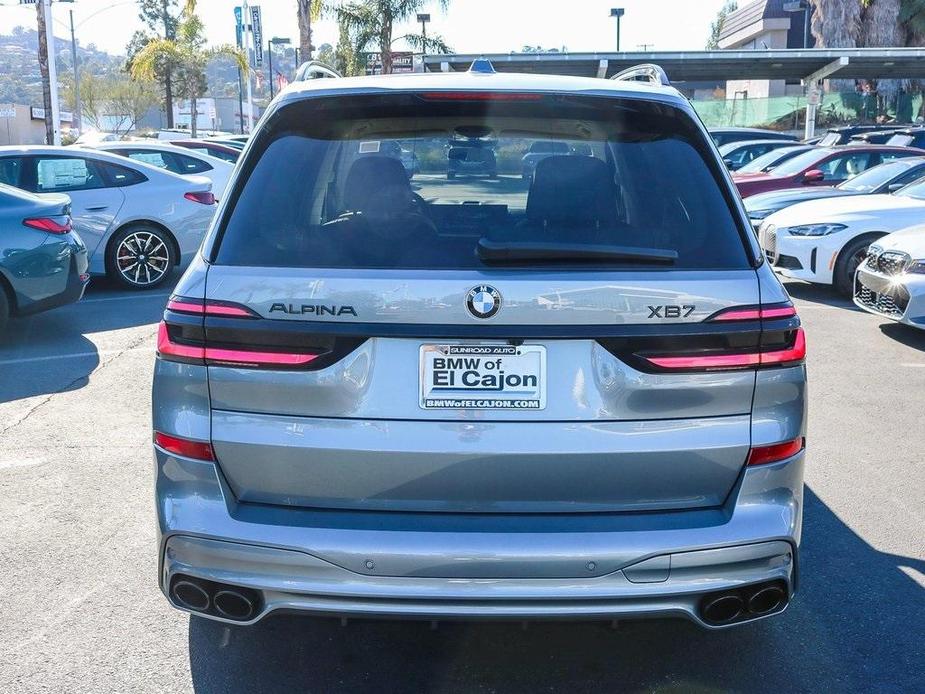 new 2025 BMW X7 car, priced at $159,145