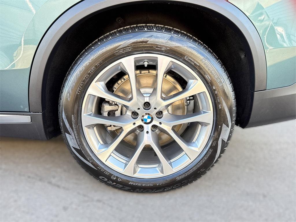 new 2026 BMW X5 PHEV car, priced at $81,700