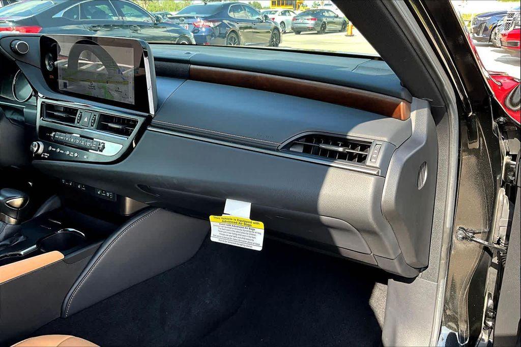 used 2025 Lexus ES 350 car, priced at $46,995