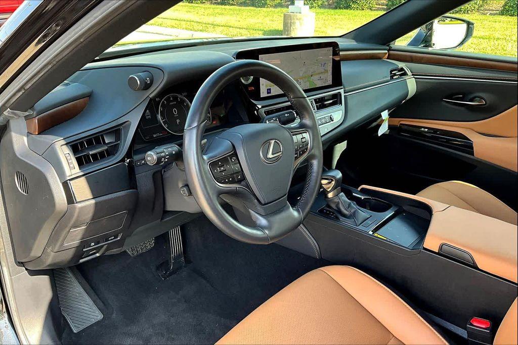 used 2025 Lexus ES 350 car, priced at $46,995