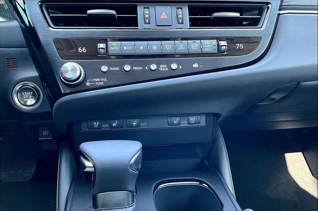 new 2025 Lexus ES 350 car, priced at $50,709