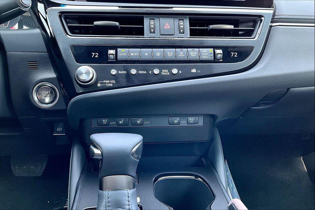 new 2025 Lexus ES 350 car, priced at $50,290