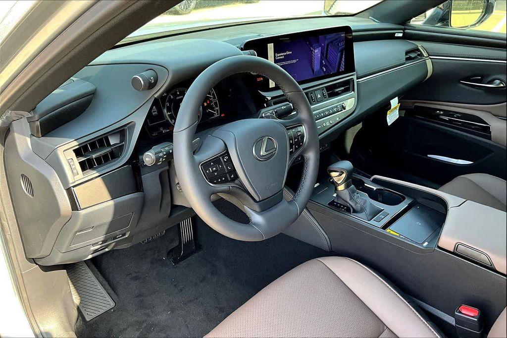 new 2025 Lexus ES 350 car, priced at $50,290