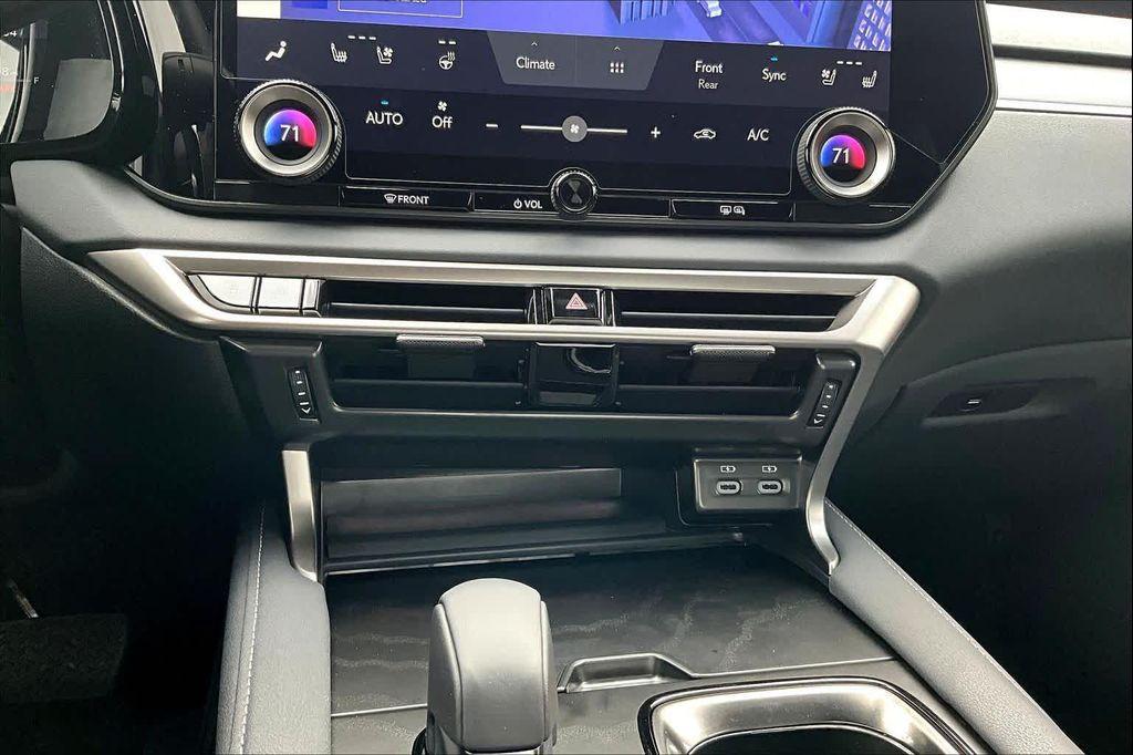 new 2026 Lexus RX 350 car, priced at $68,364