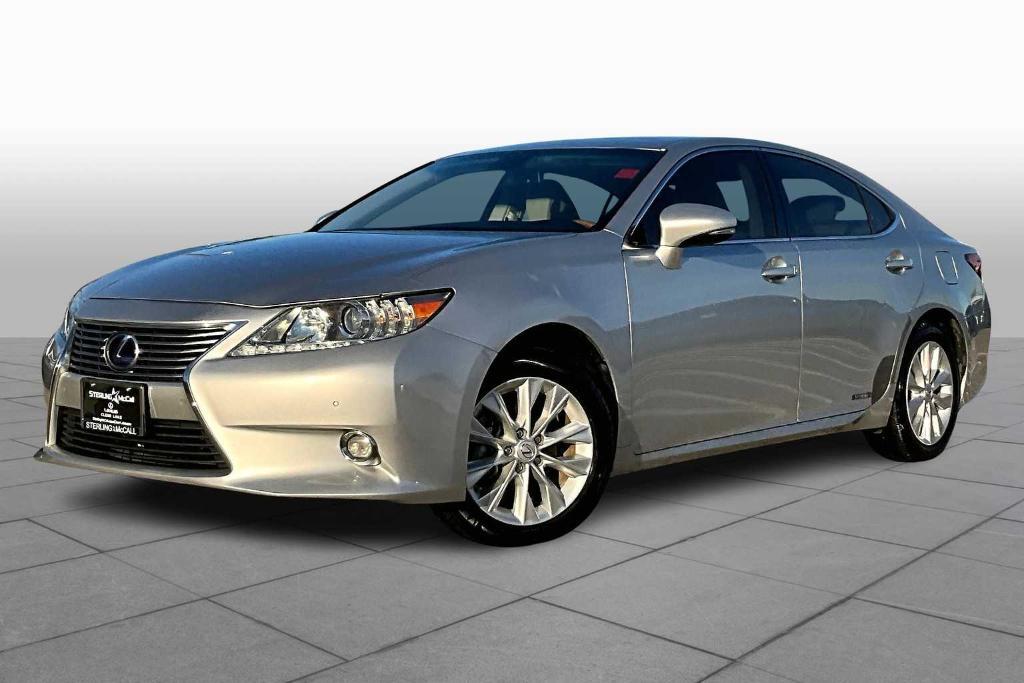 used 2014 Lexus ES 300h car, priced at $15,895