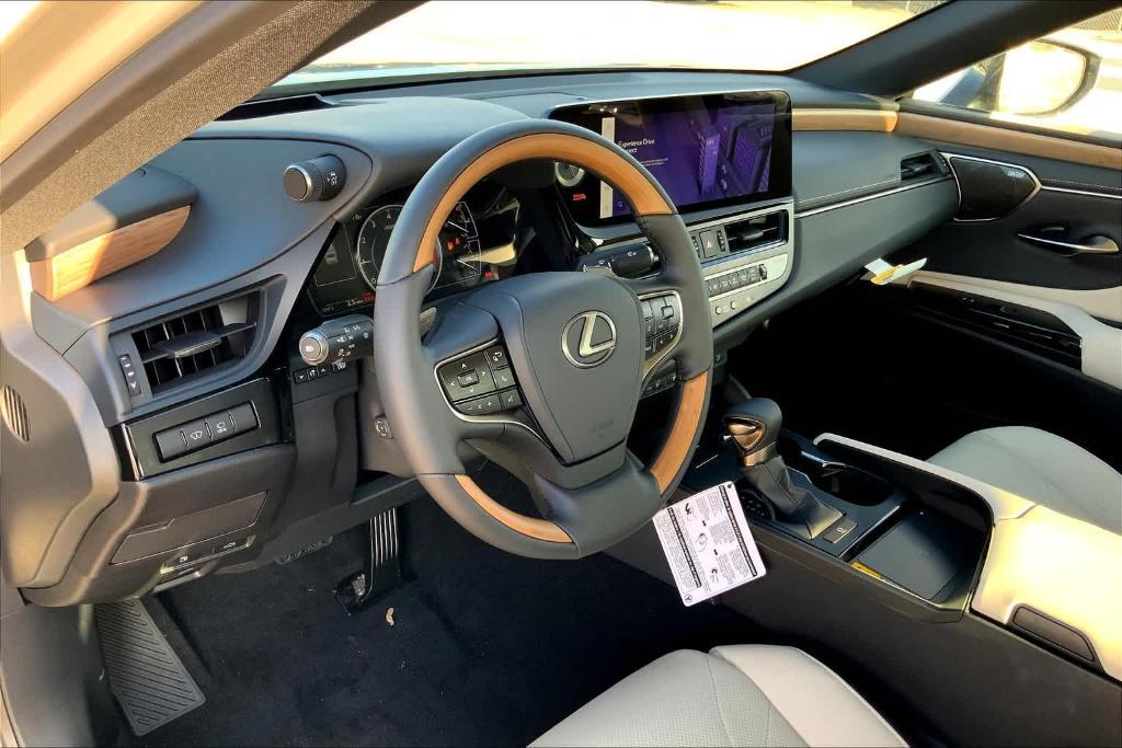 new 2025 Lexus ES 350 car, priced at $57,204