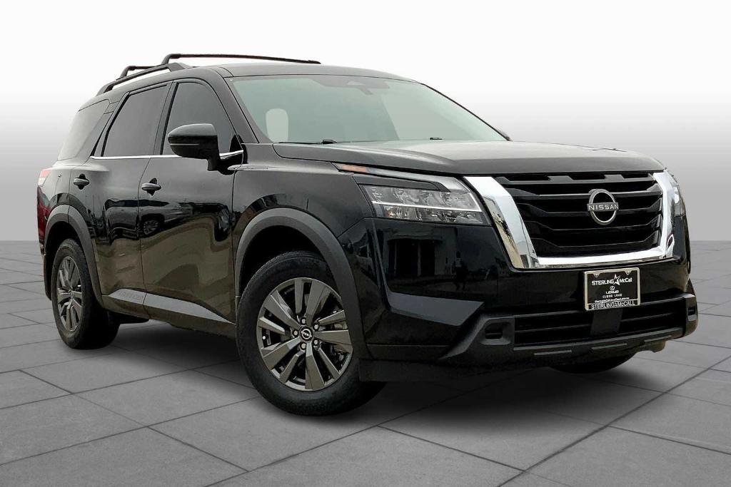 used 2022 Nissan Pathfinder car, priced at $25,995