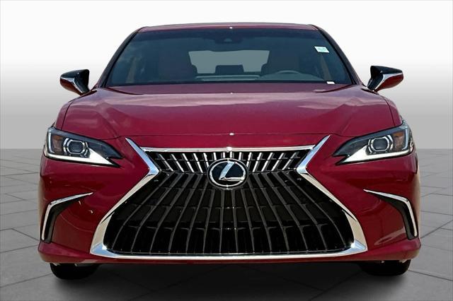 new 2025 Lexus ES 300h car, priced at $51,439