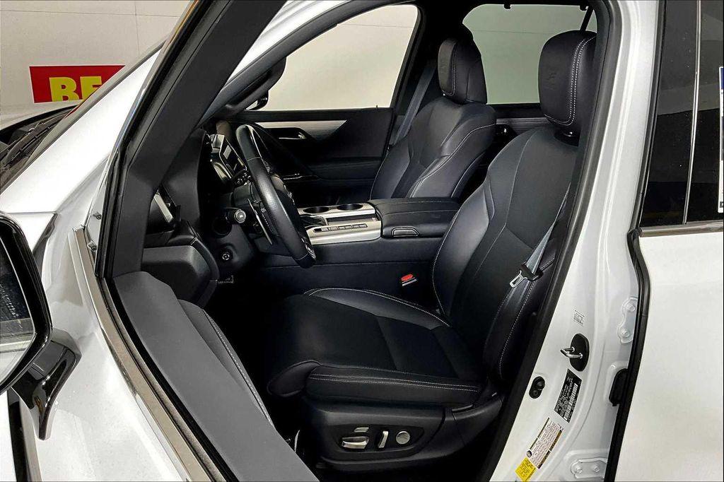 used 2022 Lexus LX 600 car, priced at $88,995