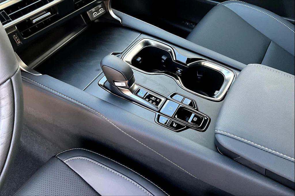 new 2025 Lexus RX 350 car, priced at $61,734