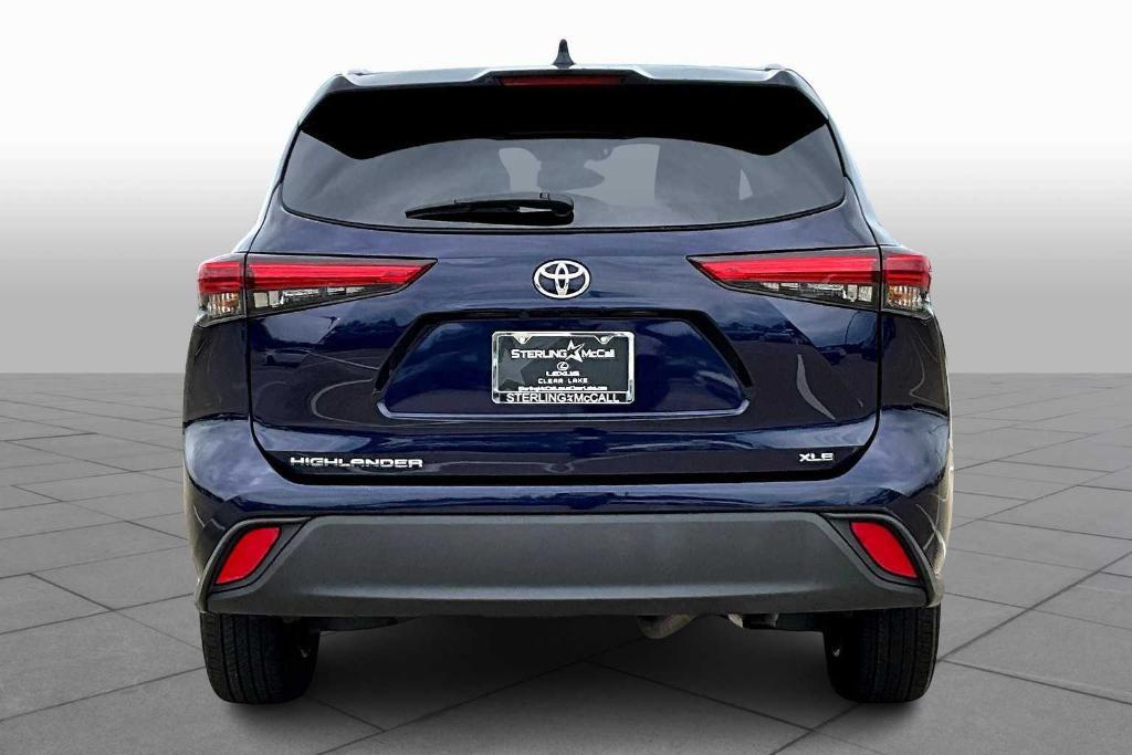 used 2023 Toyota Highlander car, priced at $37,495