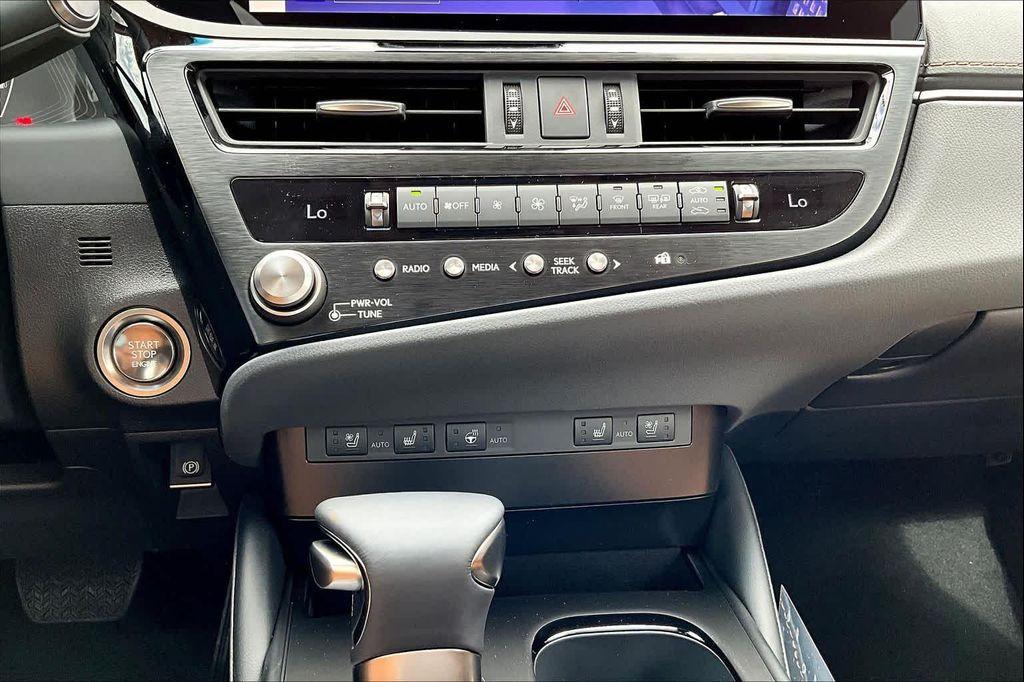 new 2025 Lexus ES 350 car, priced at $49,709