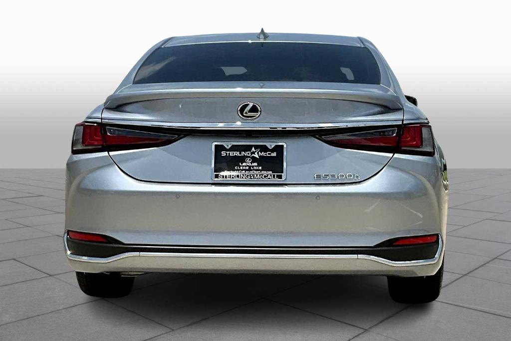 used 2025 Lexus ES 300h car, priced at $49,995