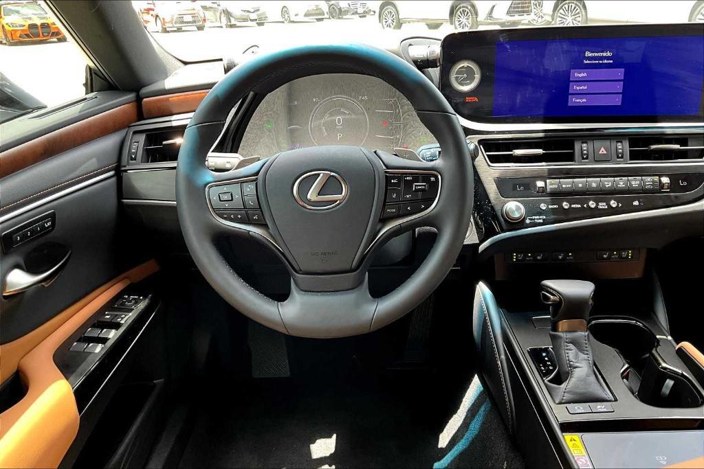 used 2025 Lexus ES 300h car, priced at $49,995