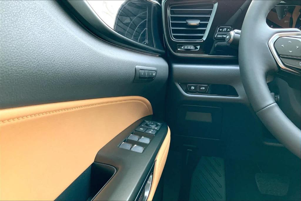 new 2025 Lexus NX 350h car, priced at $53,979