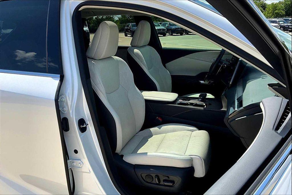 used 2024 Lexus RX 350 car, priced at $59,995