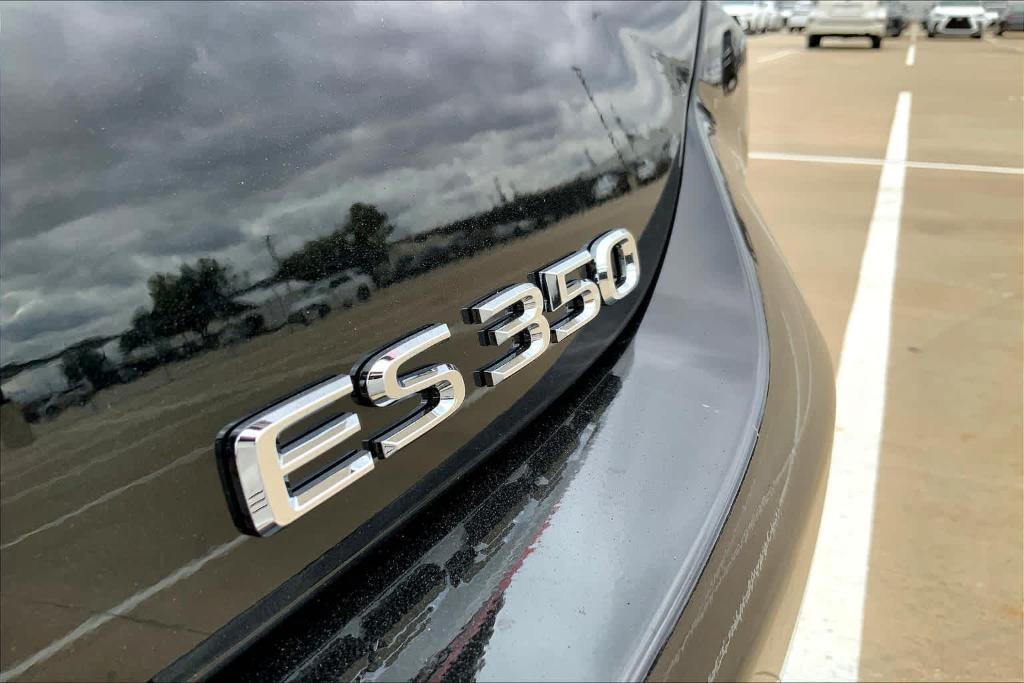 new 2024 Lexus ES 350 car, priced at $48,420