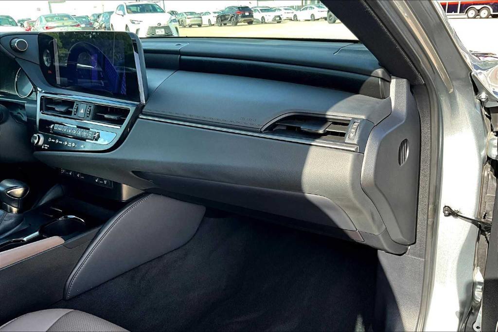 used 2024 Lexus ES 350 car, priced at $43,995