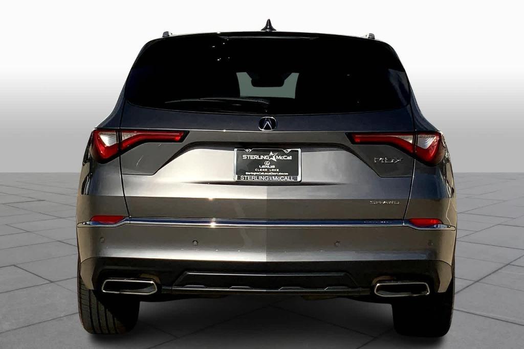 used 2022 Acura MDX car, priced at $42,495