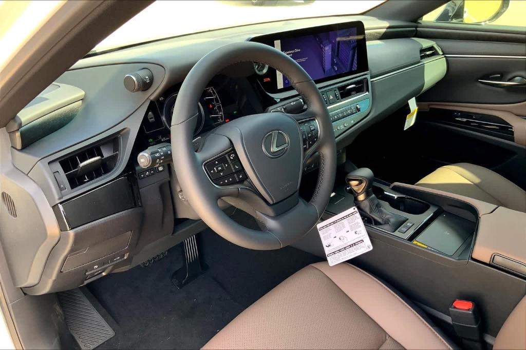 new 2025 Lexus ES 300h car, priced at $52,119