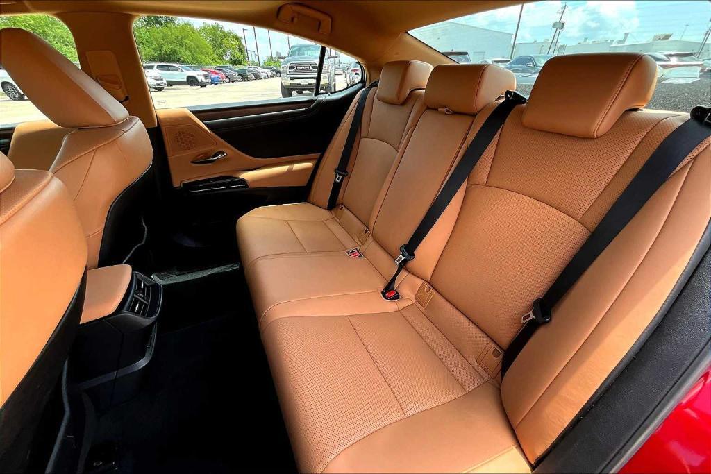 used 2023 Lexus ES 250 car, priced at $36,995